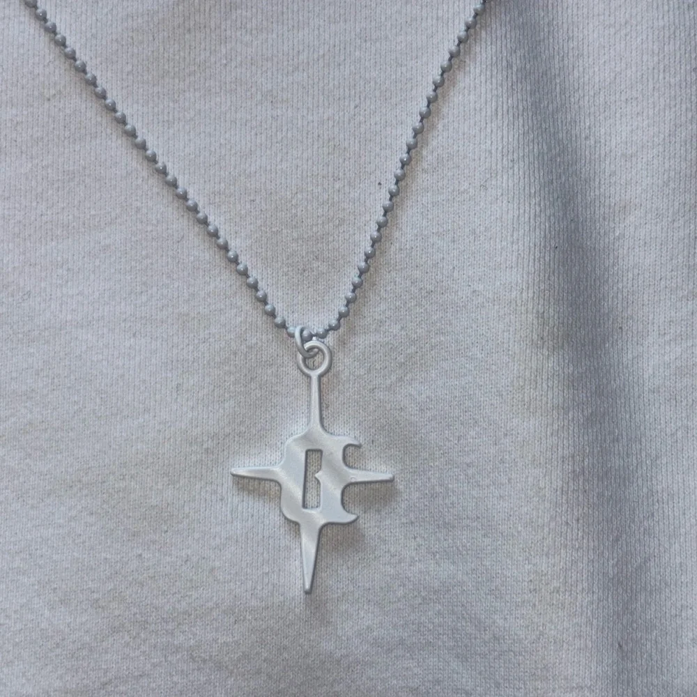 Dolls Kill White Pendant Necklace - Picture 2 of 3